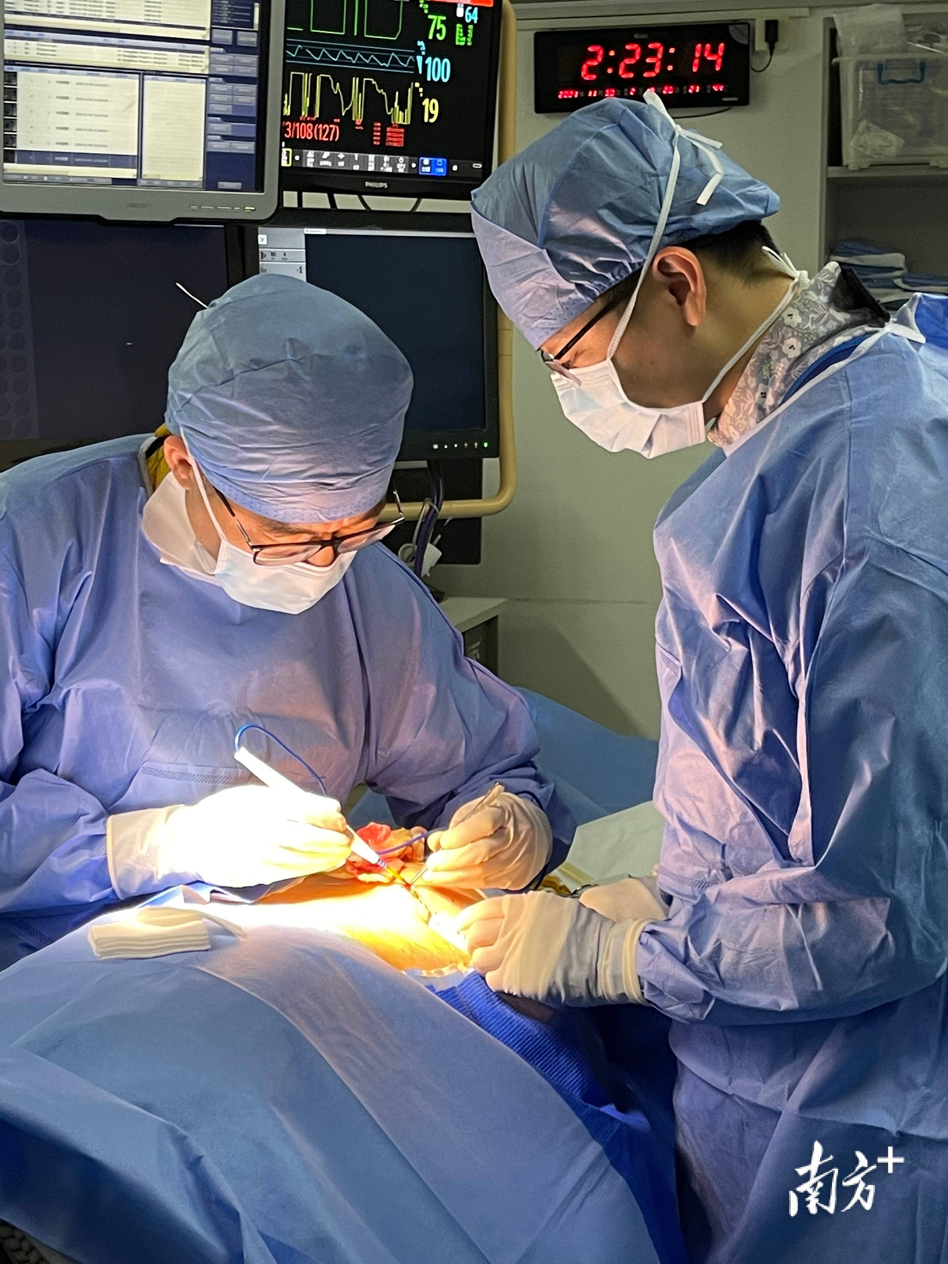 被"神经痛"折磨11年,76岁老人跨越600公里赴中山"治痛"