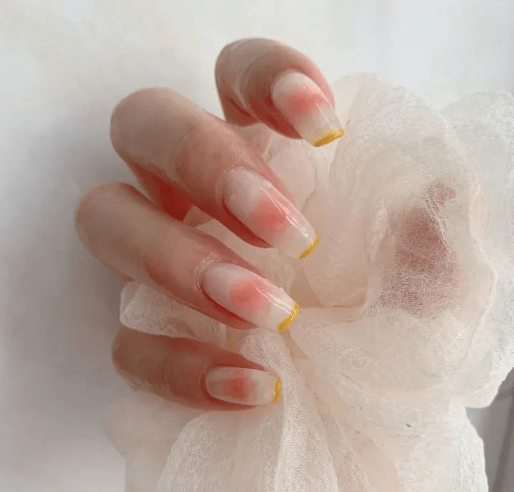 价钱均价19.9，一样价钱，你选发福奶茶还是款式无限的穿戴美甲？