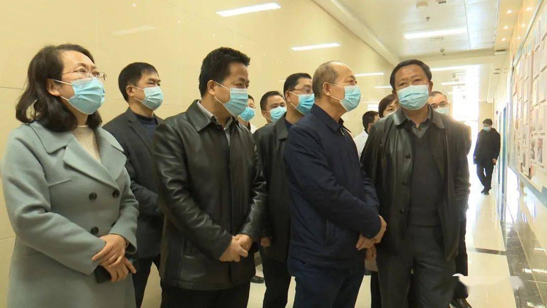 省医保局副局长温江城调研我县医疗保障工作