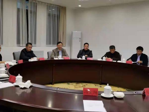 州委副书记,州委政法委书记肖发君,黔南州委常委,瓮安县委书记杨朝伟