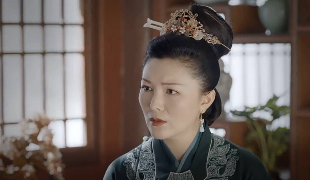 《锦心似玉》热度口碑兼具 乔夫人闫勤突破性表演被赞"喜剧人"