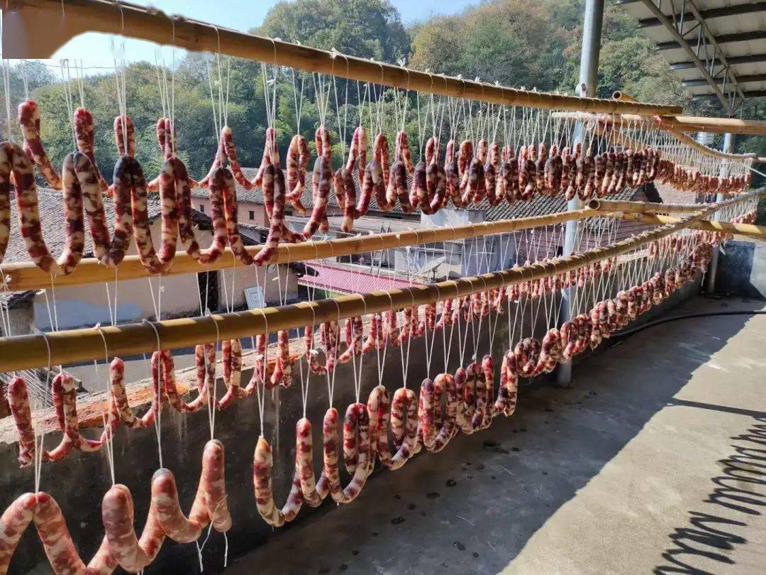 又到腊肉香肠季,乐昌这些"晒肉大法"让人慕了!