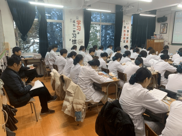 全市高中发展性评价|丽水护士学校:在变革中开新局 谱写发展新篇章