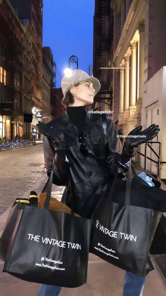 毛衣 果然，大圆脸就是要这样穿「烟管领」才好看！