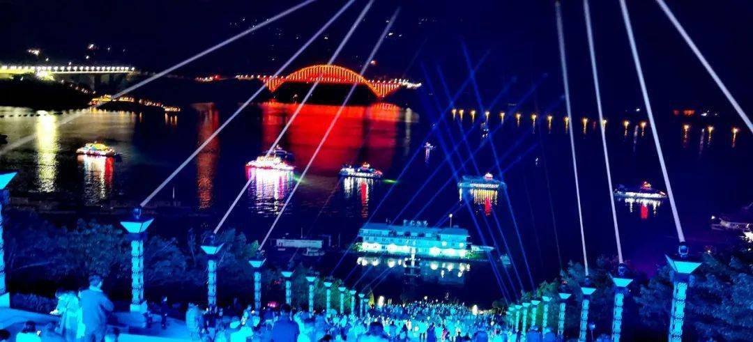 夜游新地标,《三峡之光》很火很震撼!