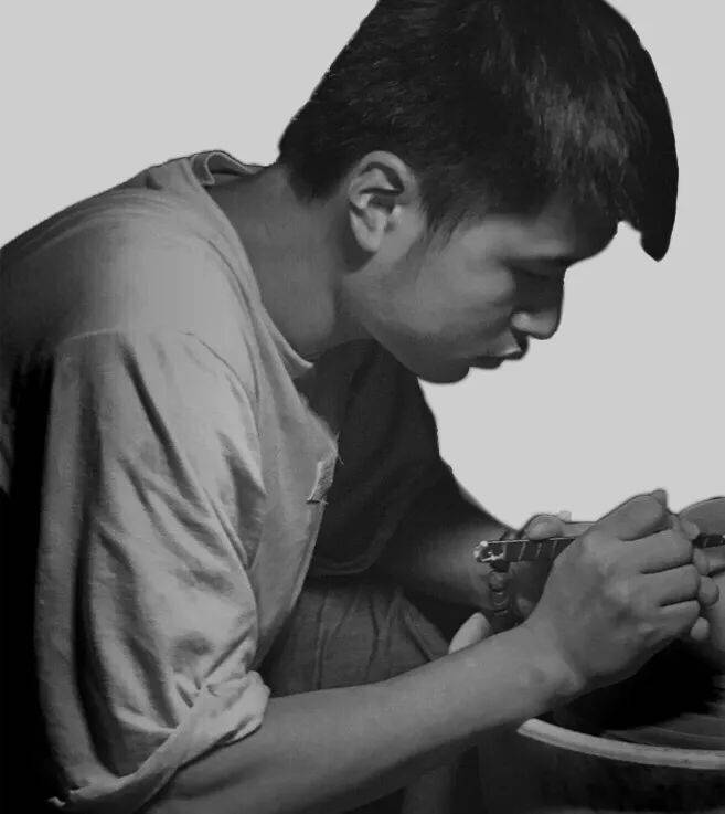 明式遇见龙泉三冰裂纹环耳樽鉴赏