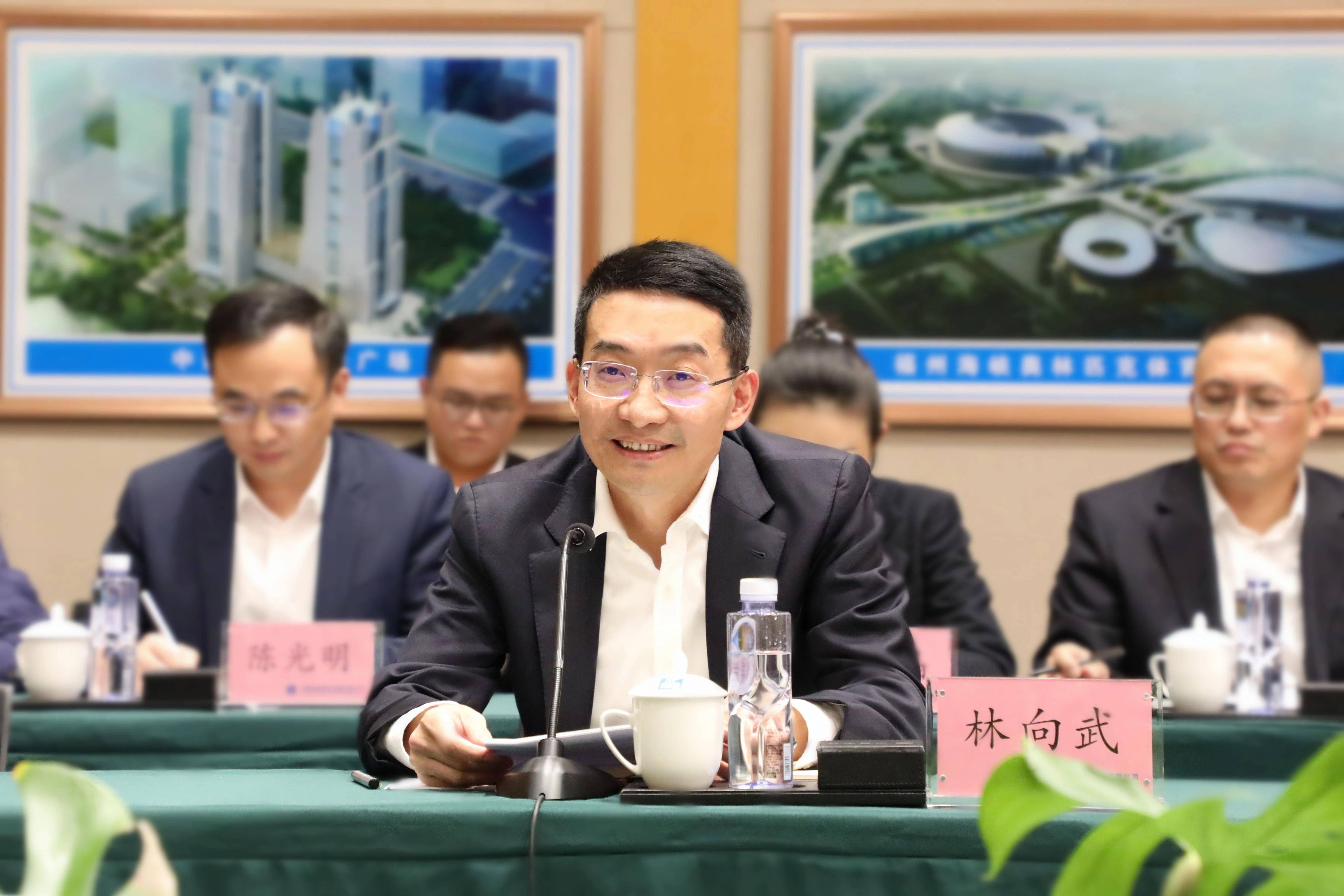 调研会上,中建七局副总经理,中建海峡党委书记,董事长林向武就中建