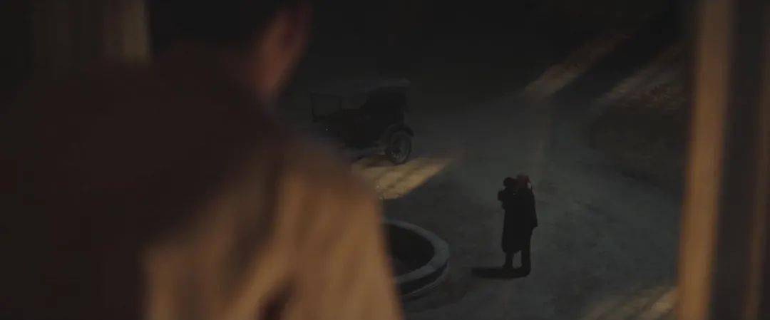 角色|颁奖季！深柜之死，是一场温柔的诱杀