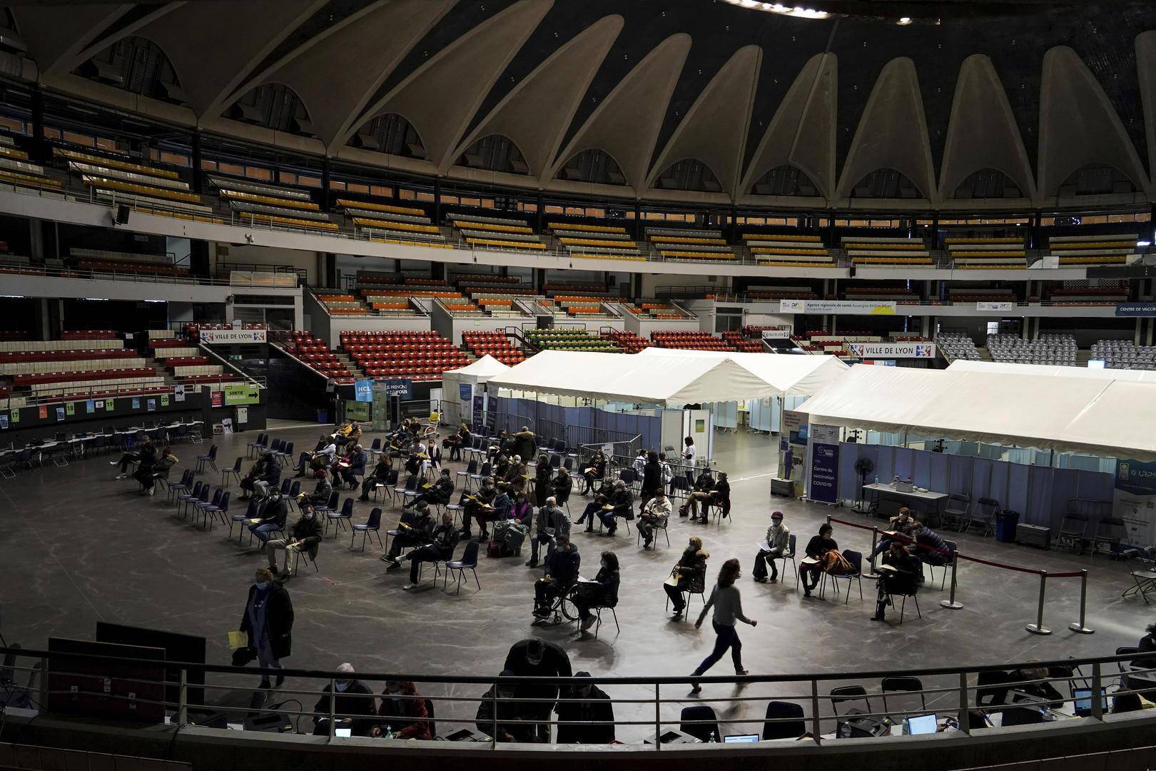 黄严忠|疫情时代的求索③黄严忠：究竟哪一个时间点，算全球疫情结束？