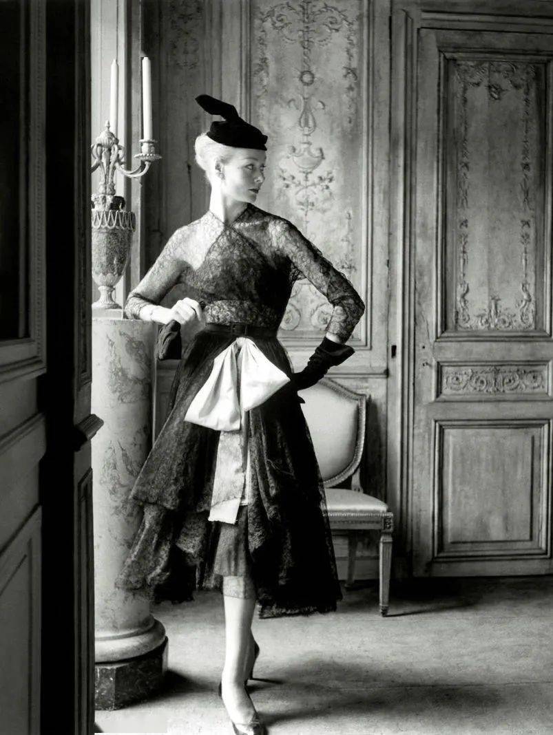 设计「丑」是如何成为流量密码的？