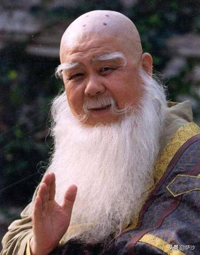 笑傲江湖中方证大师的武功属于什么水平可以排到武林前三