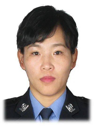 美丽警花邱东娜柔道冠军琴心剑胆绽芳华