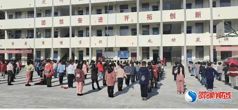 江镇|隆回县七江镇农科所完全小学开展防火安全教育活动