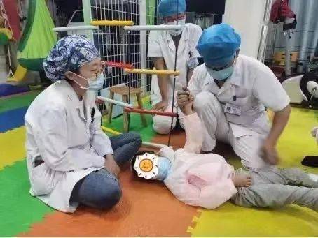 天价|70万一针“天价药”纳入医保，河南SMA患儿父亲喜极而泣：看到光明了