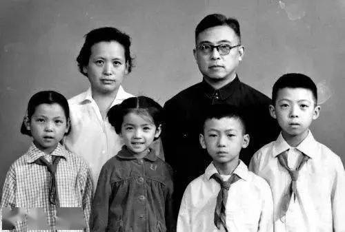 南渡北归:一场声势浩大的告别,让我泪流满面_傅斯年_曾昭燏_信仰