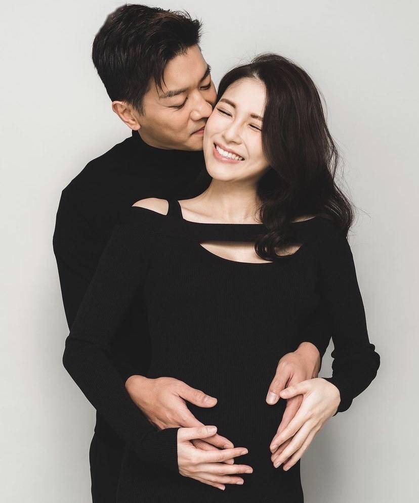 tvb著名男星38岁富贵妻子剖腹产下二胎,正式宣布封肚_李洁莹_黎诺懿