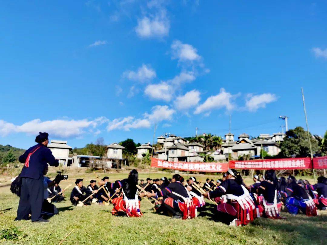 佤族独弦琴传承"续航"西盟天籁之音"后继有人"_勐卡镇_传统_文化