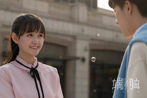 戚薇短发造型曝光原来是给端脑造势蒋依依朱元冰组cp