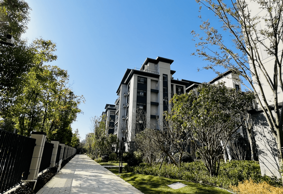 潢川红玺台三期河景房12月12日正式开售