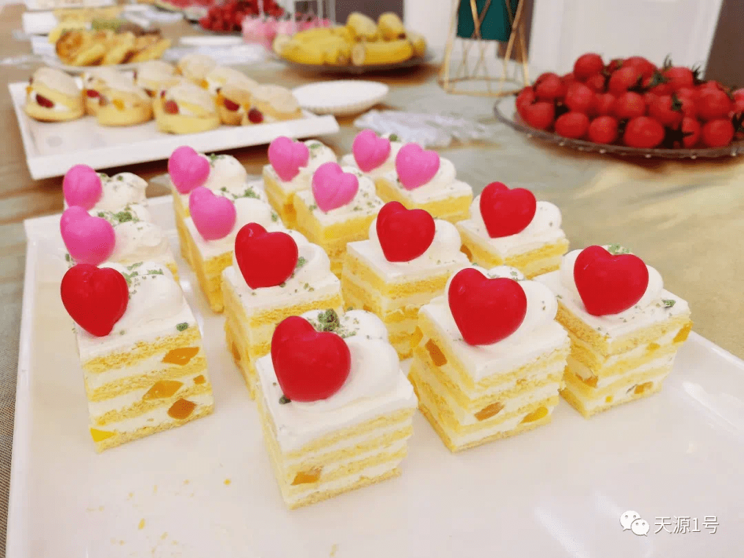 天源1号精致冷餐烧烤品鉴会浪漫启幕!_项目_活动_客户