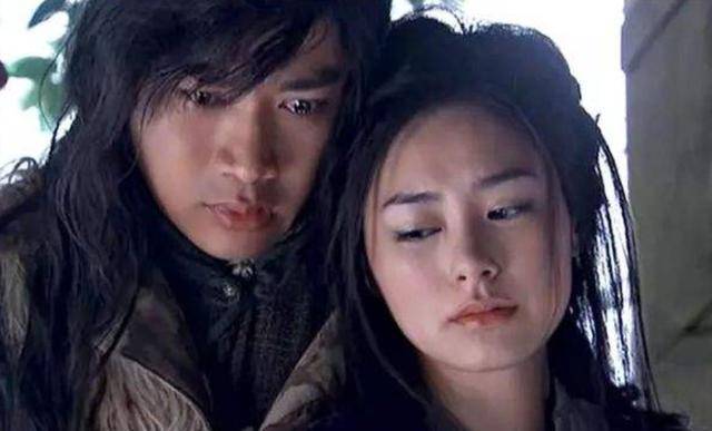韩寒怒怼事件：为什么鸡汤文还如此盛行？