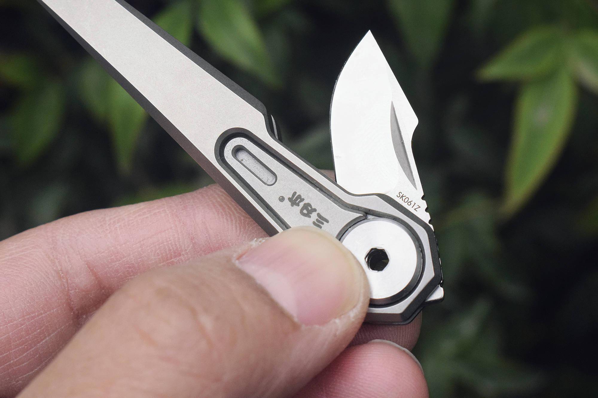 把玩实用两相宜fegve费戈联名钥匙刀冷锋赏玩