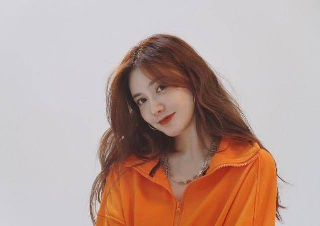 自然能够获得热爱打篮球的秦奋的喜爱了,美娜在秦奋的历任女朋友之中