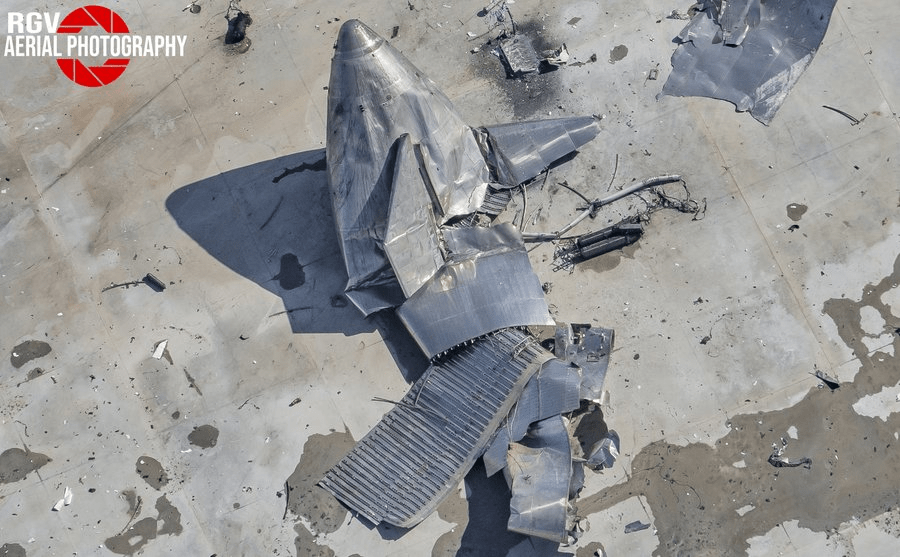 星舰残骸高清图首次曝光,曾坠地四连炸,能制造多少不锈钢口哨?