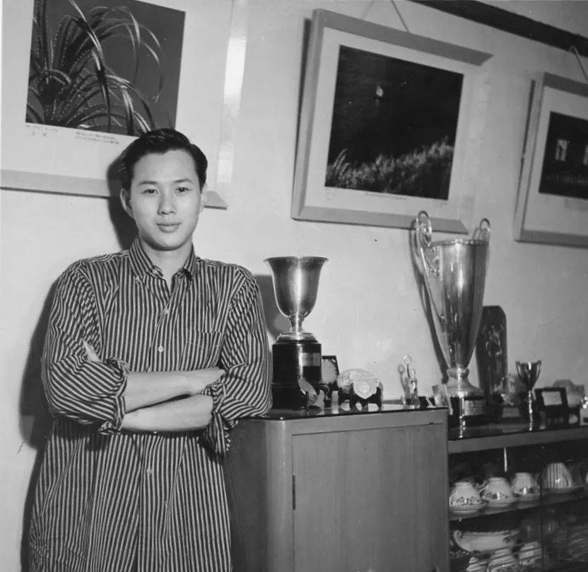 因为|“不要因为我拍过三级片，而否认我是一个出色的摄影师”