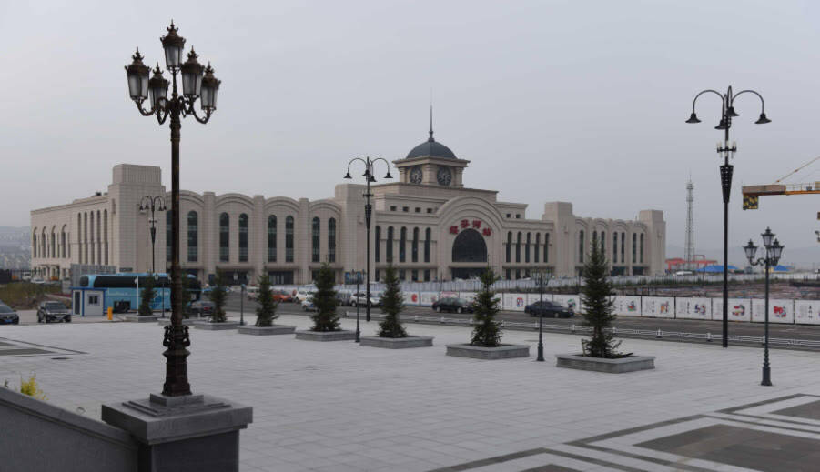 2003年,从这里修建了一条通往东宁县的地方铁路,未来这条铁路将与