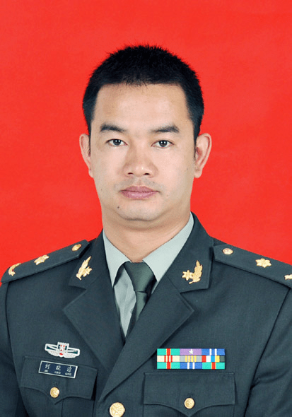 解放军联勤保障部队第九二〇医院徐永清专家团队到我院义诊啦