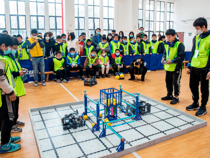 第二十八届江苏省青少年科技模型大赛泰州市选拔赛vexiq机器人挑战赛