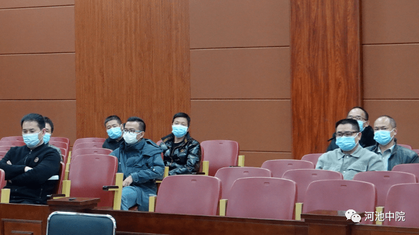 大化原副县长卢阳扶贫办主任覃正荣今日受审