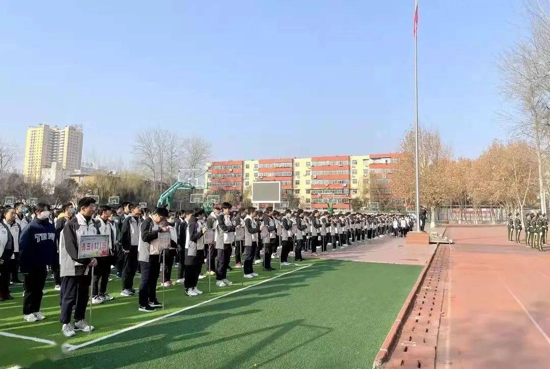 三门峡市第一高级中学开展"国家公祭日"悼念活动三门峡市第二实验小学