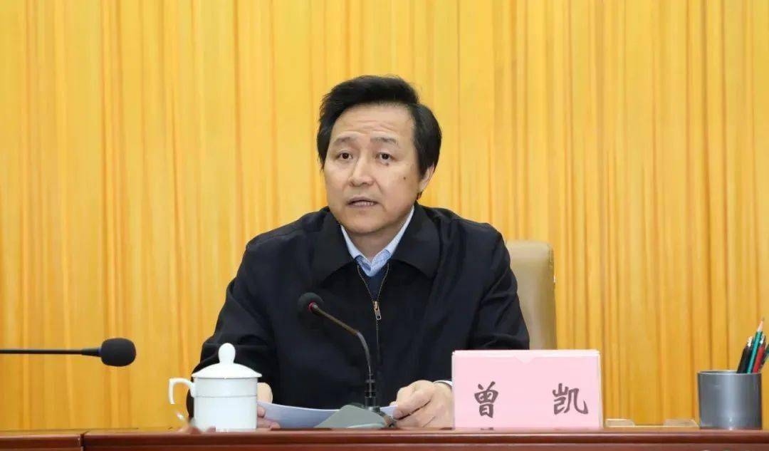 定了何朝建任来宾市委书记