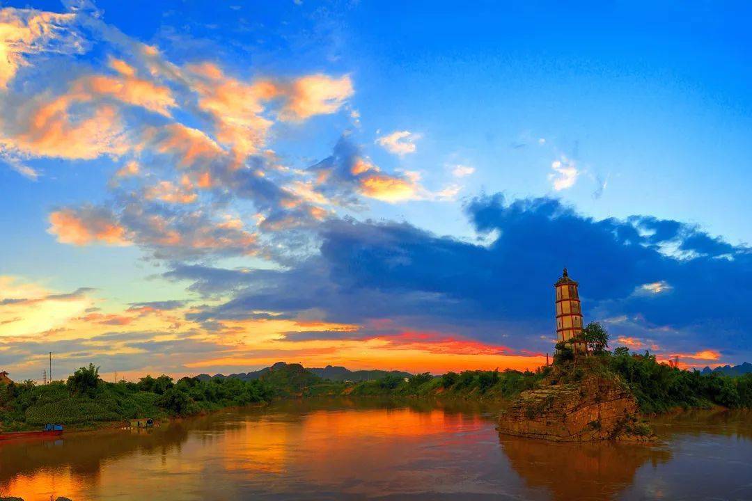 绝美大片来袭!快来围观左江斜塔400岁生日摄影展!_崇左市_摄影家协会_