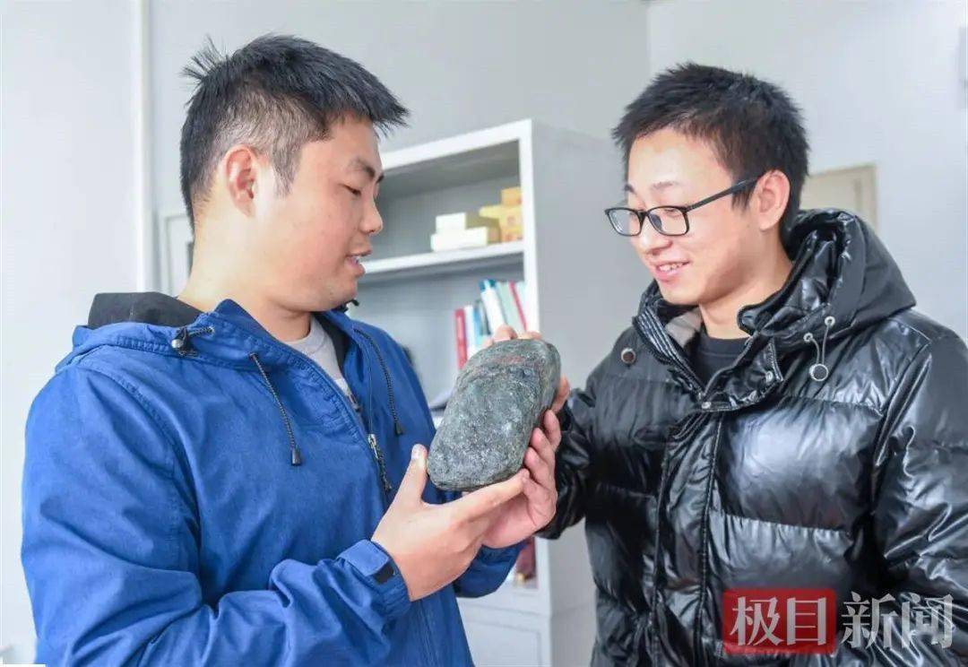 地球|90后博导带90后学生科考，曾睡在羊粪堆上......