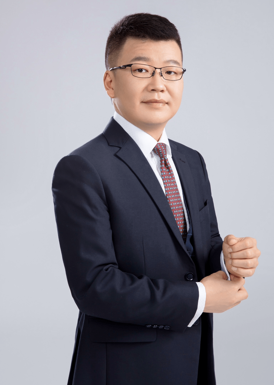 盈科上海四名律师当选新一届两代表一委员