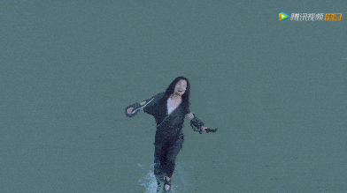 徐凤年|西楚嫔妃集体切腹自尽？《雪中悍刀行》开播槽点满满