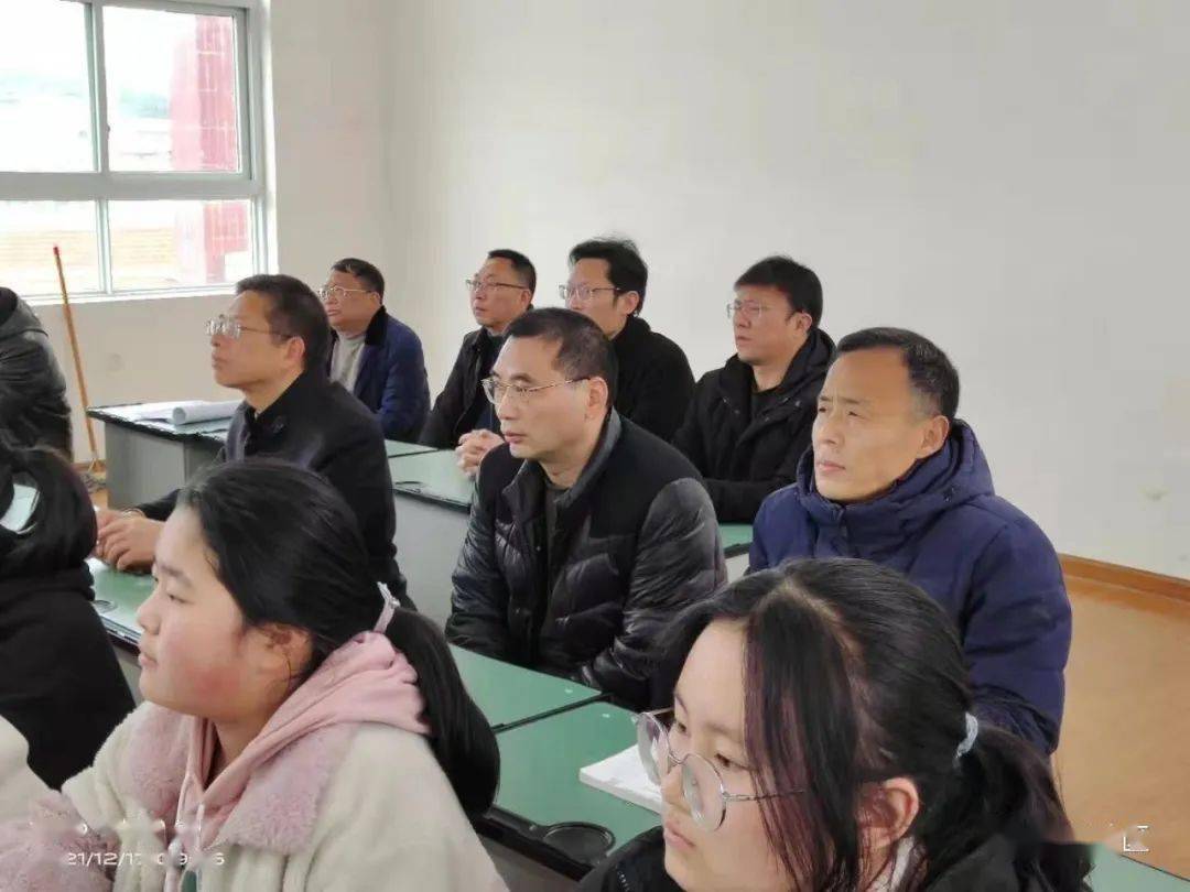 伏虎中学与定水中学开展教学研究交流活动