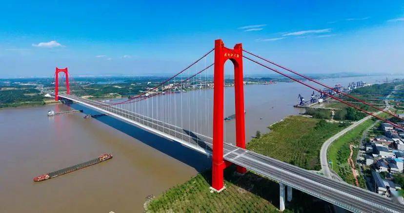 棋盘洲长江大桥麻安高速麻城东段跨沪蓉高铁转体桥成功转体更多相关