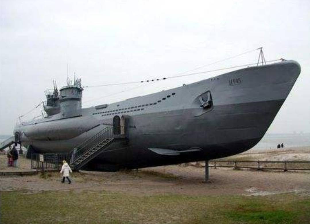 中国海军的独门神舰，033G武汉级反舰导弹潜水艇_型潜艇_作品_导弹发射