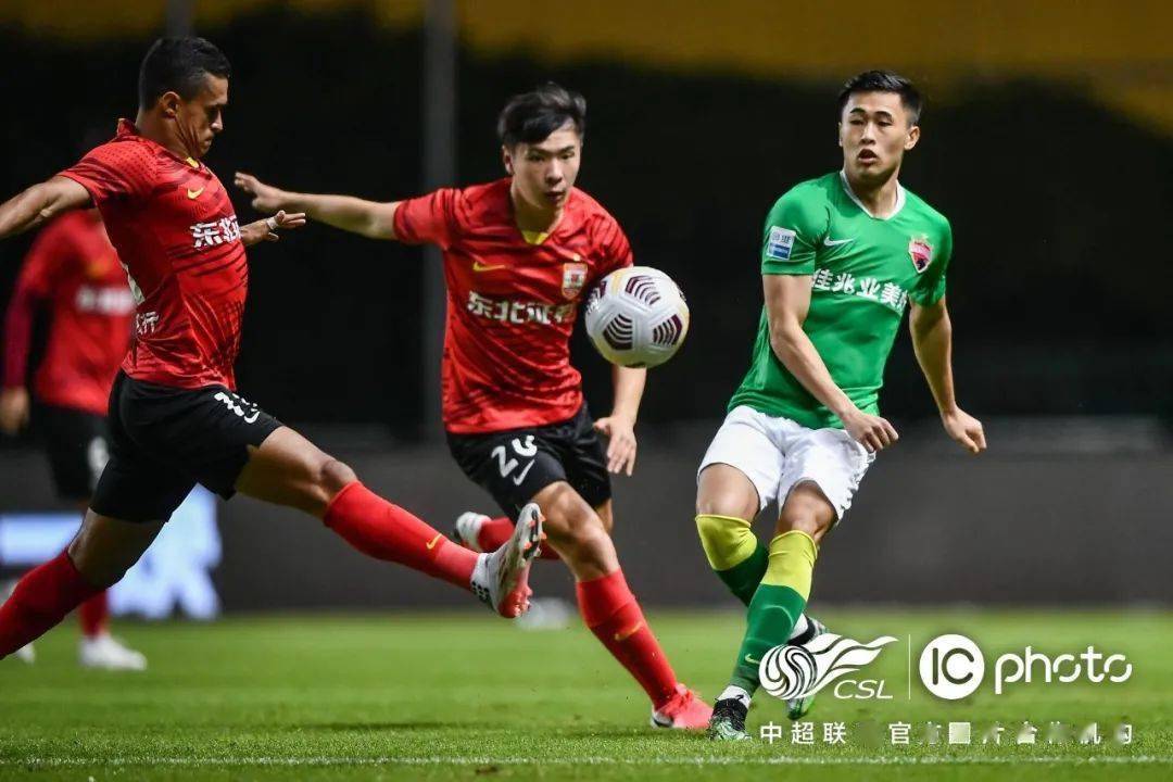 【2021中超战报61第16轮】儒尼奥尔任意球直接破门 亚泰1比1战平