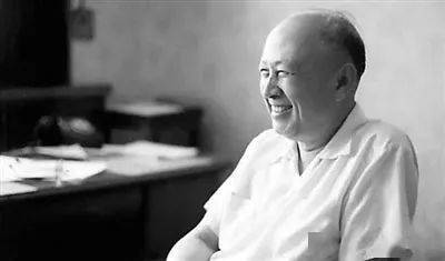 【中国教育报】中国科大首届学生眼中的钱学森_先生_科学家们_实践