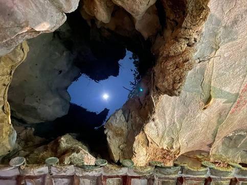 2021年度“月亮垂照”在肇庆星湖太极洞震撼上演