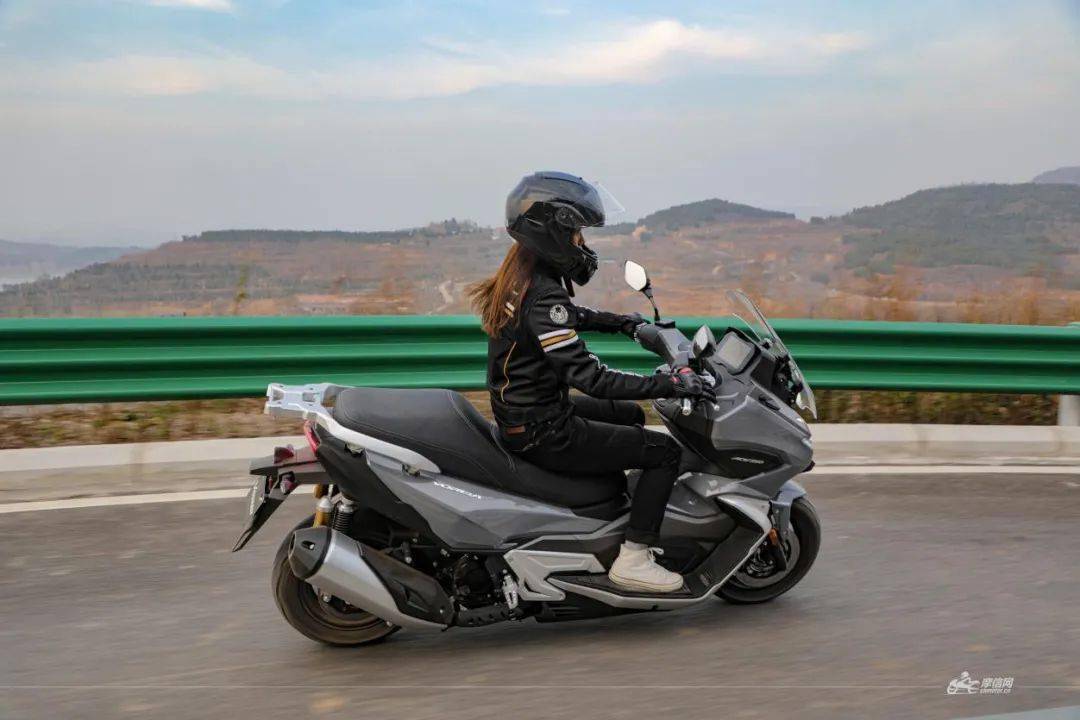 国产硬核拉力踏板大阳v锐adv350测评