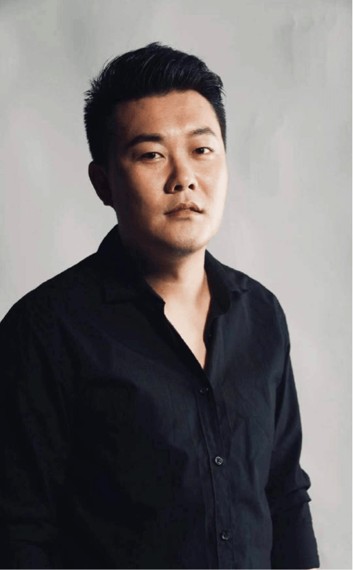 编剧:梁宇新 刘梅良导演:梁宇新制作人:朱烨 綦思璇出品人:曾吕团队