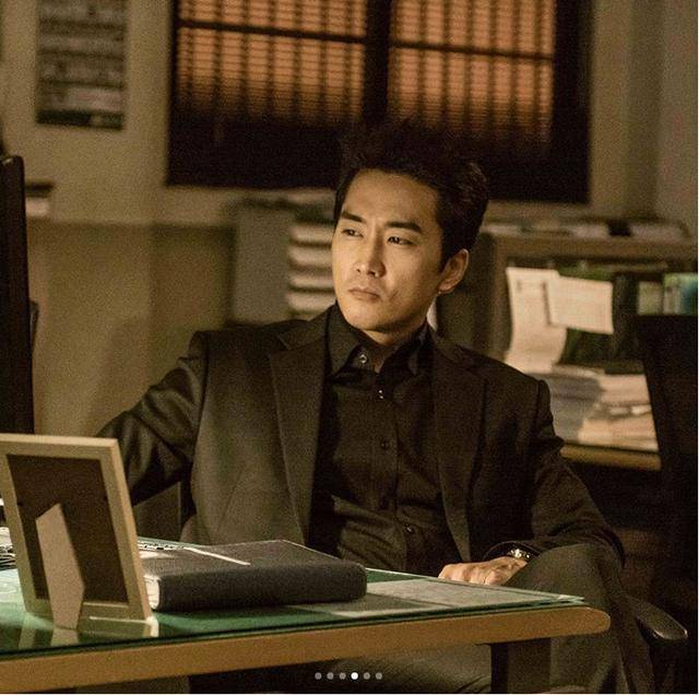 宋承宪black的地狱使者人气旺代言收入荷包满满