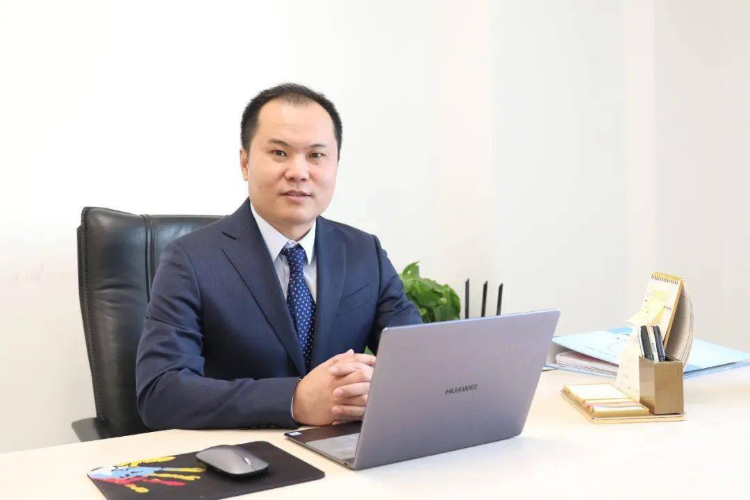 李金涛阴差阳错却成不离不弃