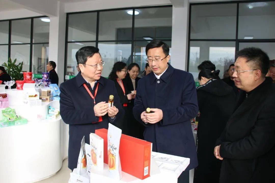 常委会组织代表视察国家现代农业产业园区创建工作